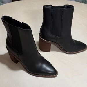 NWOT Crown Vintage Black Leather Chelsea Ankle Boots with Brown Stacked Heel